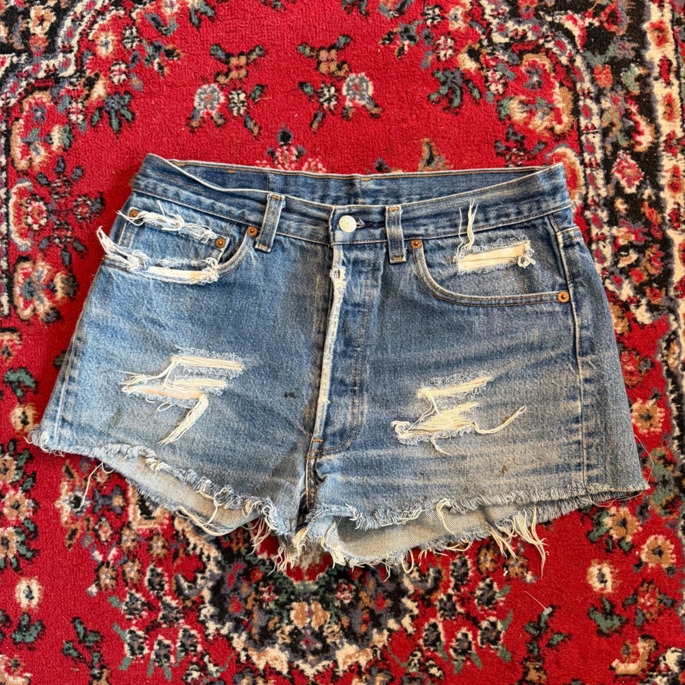 Vintage Levis 501 Cut Off Denim Shorts Distressed Blue W30 High Waisted